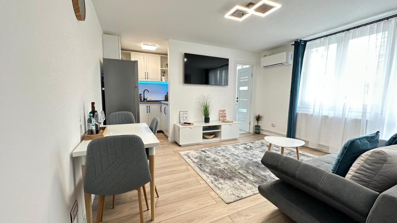Bogdan'S Ultracentral Residence 1 ทิมิชัวรา ภายนอก รูปภาพ